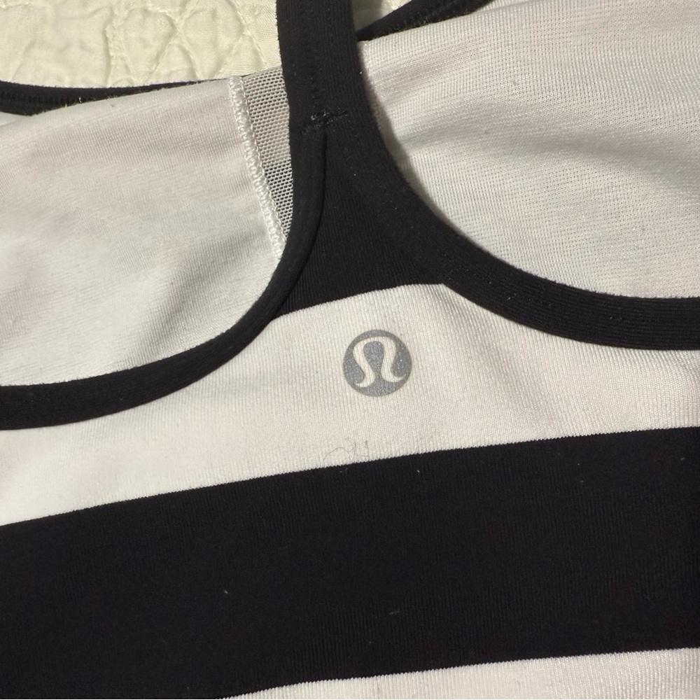 Lululemon Athletica Black and White Tank Top Size 4 - Picture 3 of 8